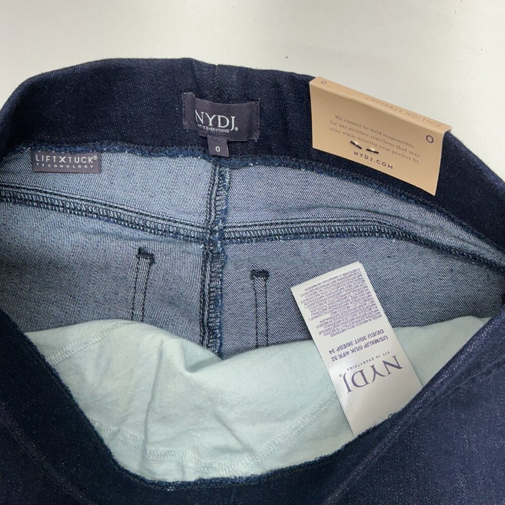 SZ. 0 JEANS NYDJ-NWT Pull-On Straight-Leg with Side Slits- Rinse $89 a374973 - Picture 3 of 9
